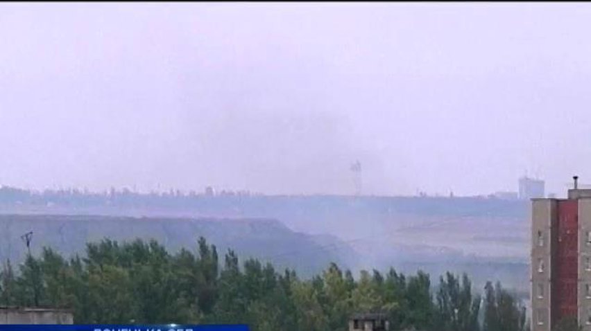 Терористи на камеру обстріляють житлові масиви Донецька