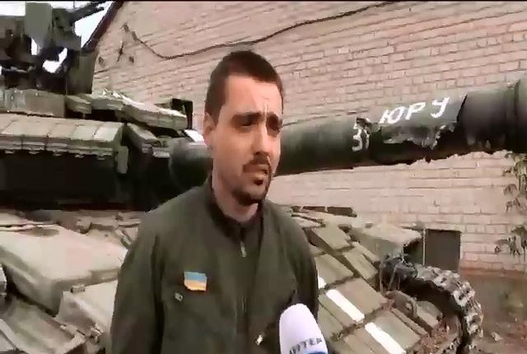 Терористи несуть значні втрати у бою під аеропортом Донецька (відео)