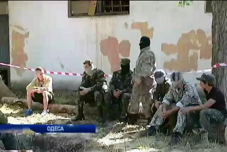 В центрі Одеси розгорнули військово-патріотичний табір