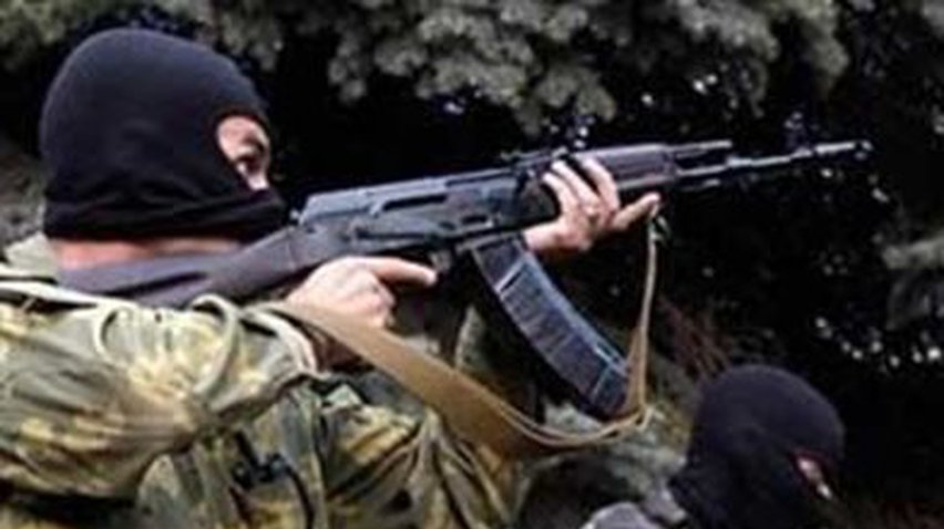 На Донбассе обстреливают мирных жителей, подставляя украинских силовиков