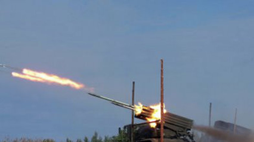 Террористы расстреляли из "Града" село Нижняя Крынка, 10 убито и десятки ранены (видео)