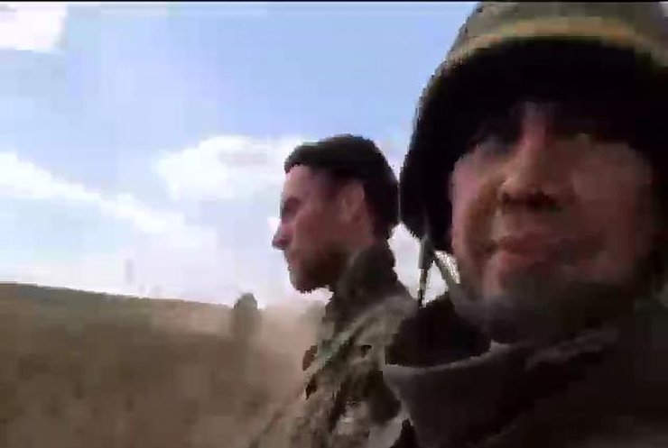 Терористи намагаються відтіснити українських військових зі своїх позицій