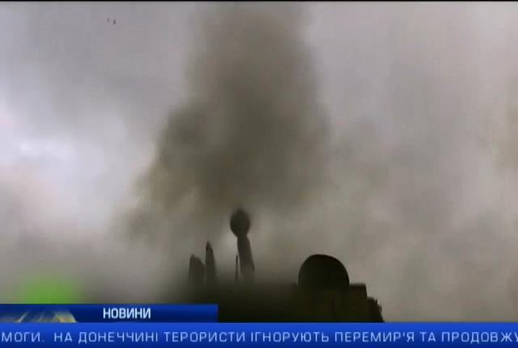 В районі аеропорту Донецька точаться запеклі бої: випуск 13:00