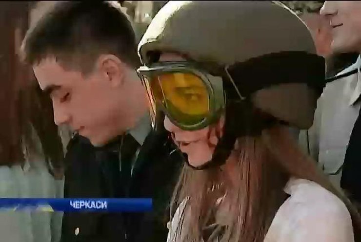 Школярам у Черкасах влаштували екскурсію до військової частини