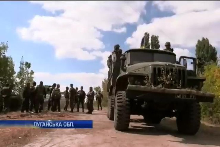 На Луганщині військові готуються до оборонних дій (відео)