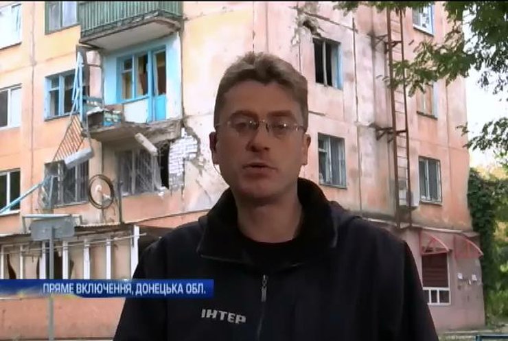 Ракети "Градів" влітають мешканцям Дебальцево прямо у вікна (відео)