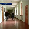 Студенти Донецького університету вимагають евакуювати їхній виш