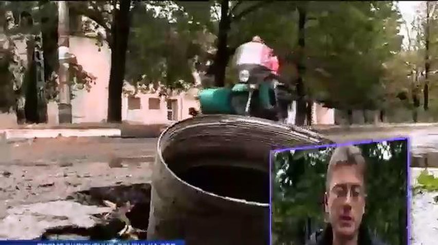 Вулиці Дебальцево вкрили нерозірвані ракети "Градів" (відео)