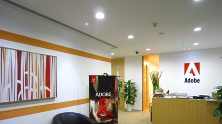Adobe уходит из России из-за санкций