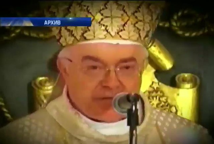 Папа Франциск разрешил арестовать отца Весоловского за педофилию (видео)