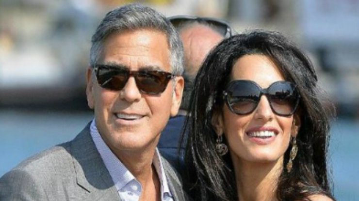 Джордж Клуни женился на правозащитнице Амаль Аламуддин в Венеции