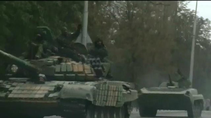 З Макіївки у бік Донецька пройшла колона бронетехніки Росії: випуск 13:00