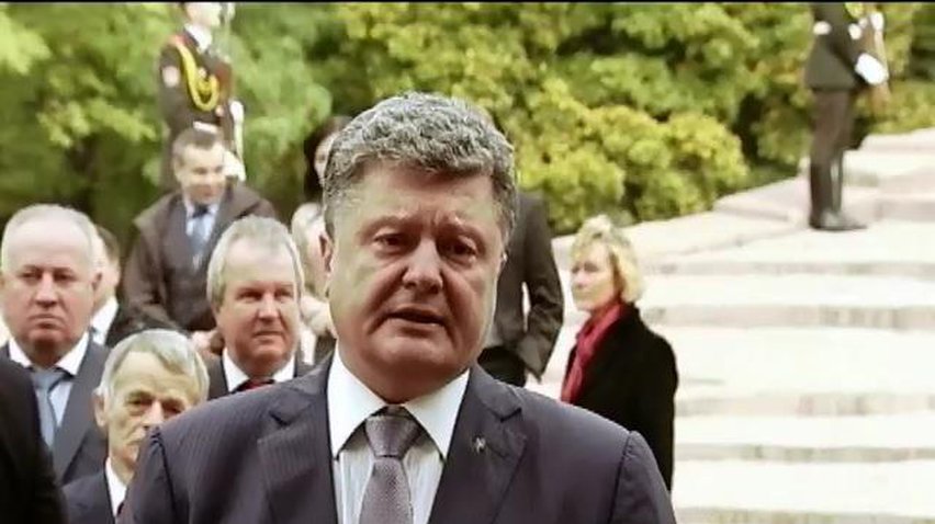 Порошенко обіцяє не допустити відновлення фашизму та розколу країни