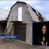 В Талаковке под Мариуполем отстраивают дома после обстрелов (видео)