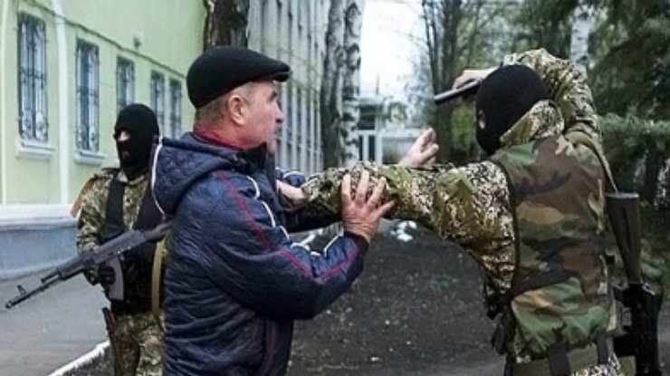 Вблизи Донецка обнаружены концлагеря и места массовых расстрелов украинцев