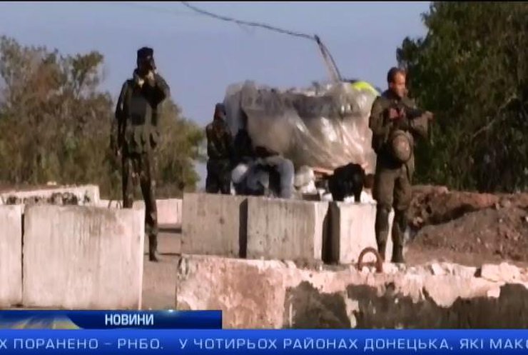 Терористи нарощують сили поблизу аеропорту Донецка: випуск 15.00