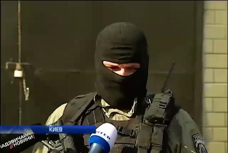 Сотник Майдана: беркутовца Садовника на свободе хотят видеть политики (видео)