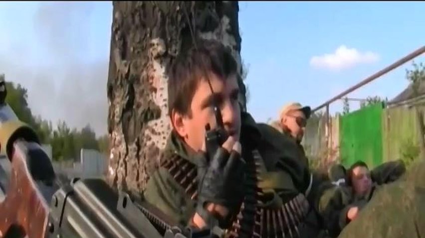Терористи перегруповують сили в районі Лисичанська та Дебальцевого: випуск 10:00
