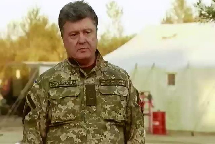 Порошенко в Житомире проверял готовность армии к зиме (видео)