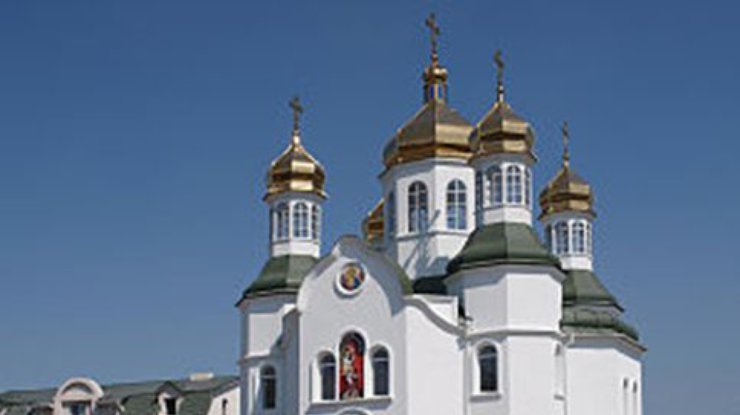 В Луганске казаки из России перестраивают Свято-Троицкий собор в общежитие