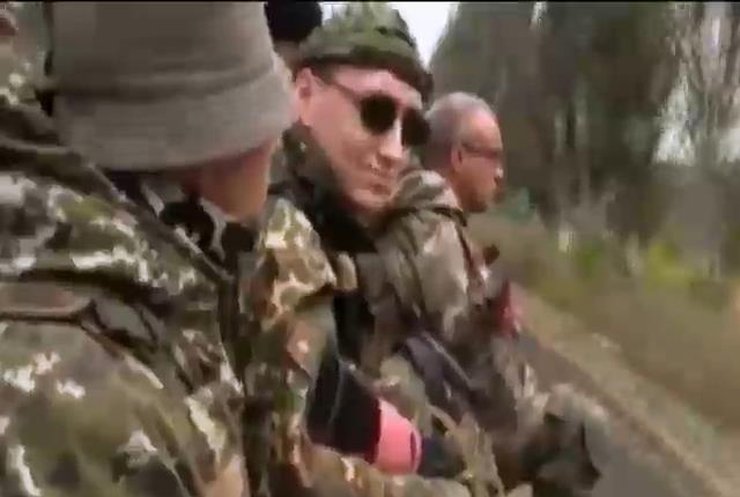 В Ровеньках та Антрациті бойовики вилучають у населення паспорти України