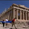 Паркурщики з Росії обвалили стіну храму в Греції
