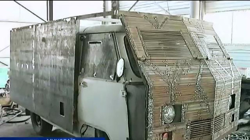 В Миколаєві волонтери бронюють машини швидкої допомоги для зони АТО