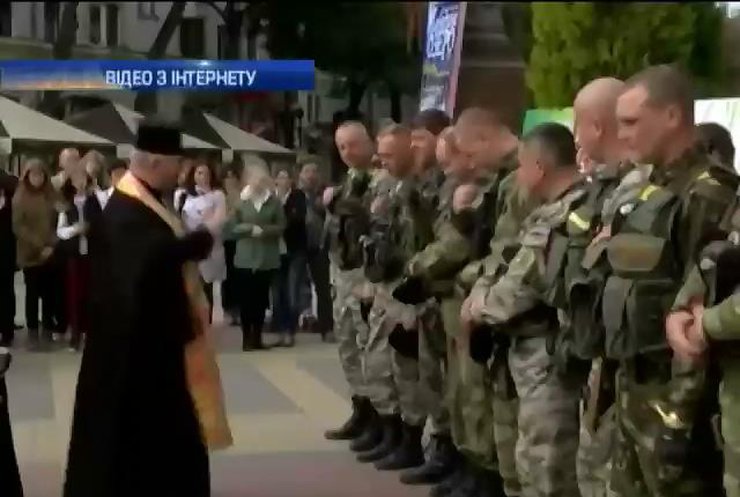 На Донбас виїхали сто бійців батальйону "Тернопіль"