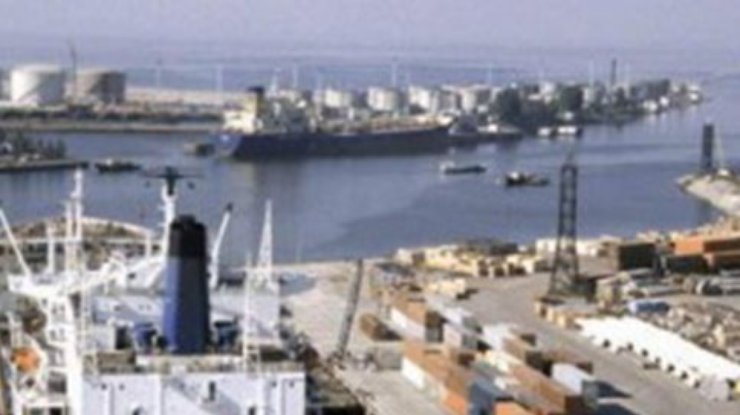 Украина требует от России закрыть оккупированные морские порты в Крыму
