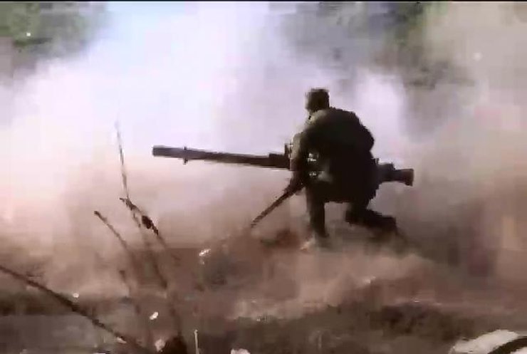 Террористы накрыли "Градом" село Никишино под Дебальцево