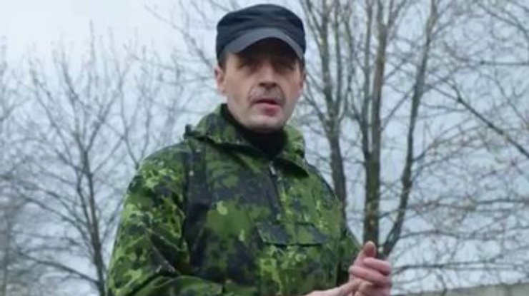 Лидер горловских террористов Игорь Безлер начал диктовать главарям ДНР свои правила