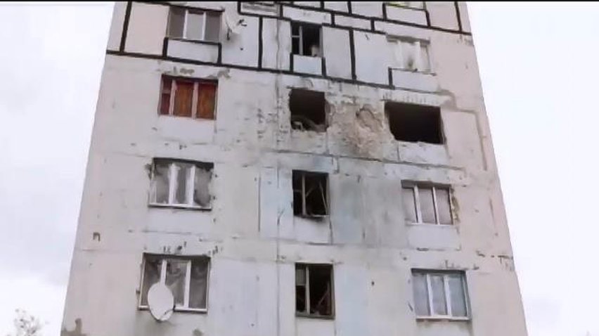 Комунальники в Донецьку працюють у перервах між обстрілами: випуск 17:00