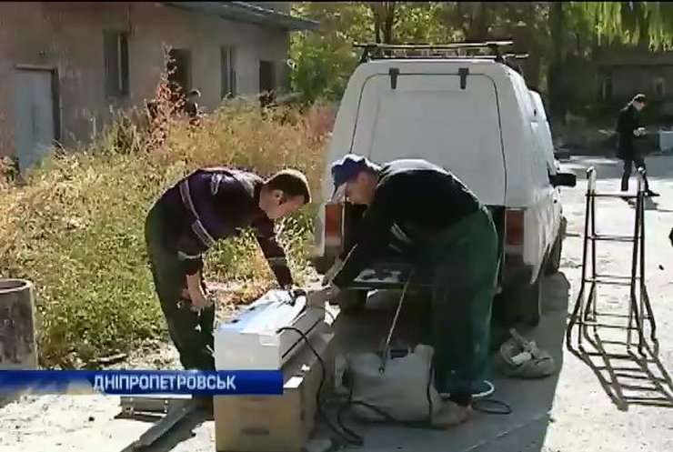 Волонтери Дніпропетровська створили операційні на зібрані гроші (відео)