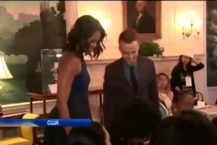Мішель Обама одягла сукню дизайнера з Тернополя (відео)