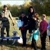 Школярам у Полтаві показали лабрадора, що шукав міни в зоні АТО