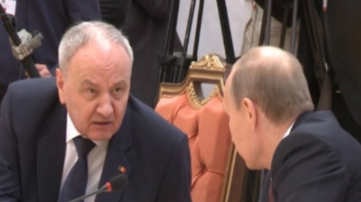 На саммите в Минске Путин едва не подрался с президентом Молдовы