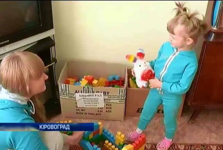 Чотирирічна Марійка Варич потребує грошей для складної операції