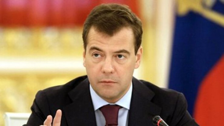 Медведев объявил Украину банкротом