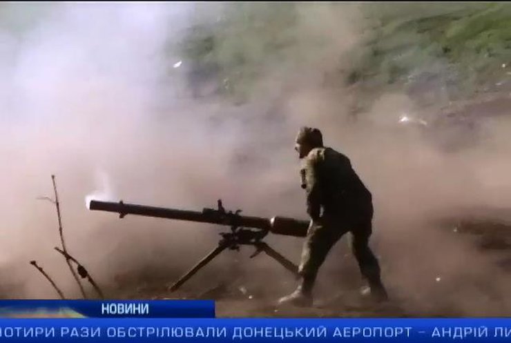 Військових біля Бахмутівки оточили з трьох сторін: випуск 15:00