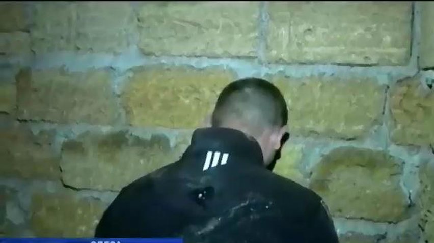 В Одесі злочинці під виглядом міліціонерів грабували  та катували людей