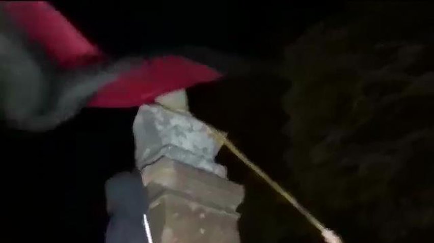 У Чернігові скинули пам'ятник Фрунзе