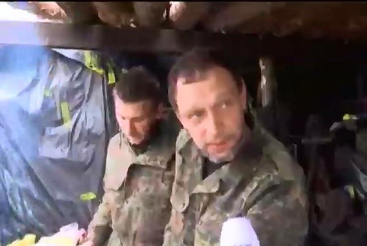 Террористы атакуют блокпосты у села Никишино (видео)