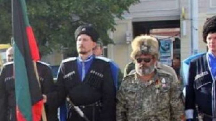 В Антраците и Перевальске формируют "ополчение" для борьбы с казаками