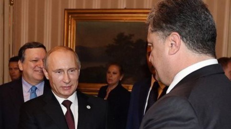 Порошенко и Путин поговорили о минских соглашениях и контроле за границей (фото)