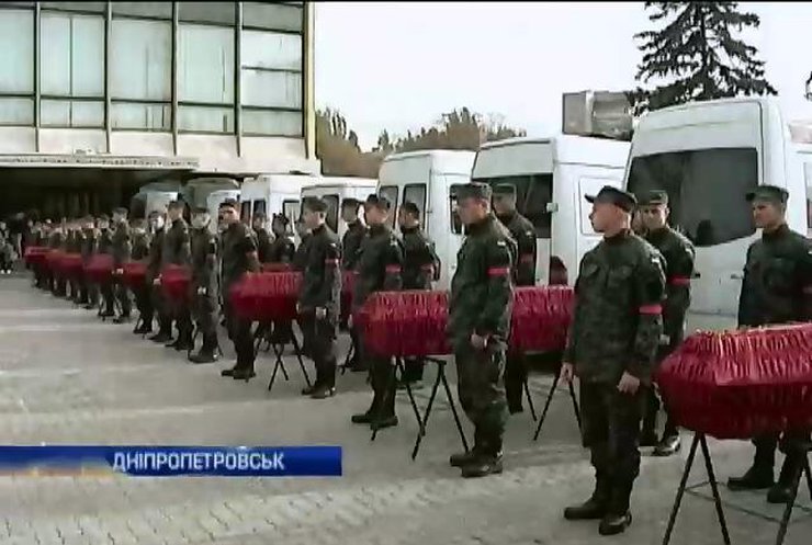 У Дніпропетровську вже вп’яте ховали невідомих бійців з Донбасу