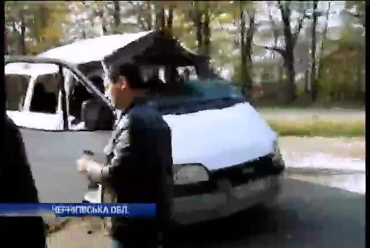 На Чернігівщині перекинувся мікроавтобус з білорусами
