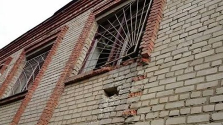 Военную часть в Харькове обстреляли из гранатомета