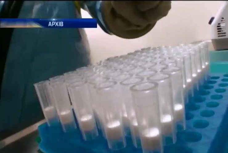 Вакцину від віруса Ебола почнуть доставляти до Африки в січні