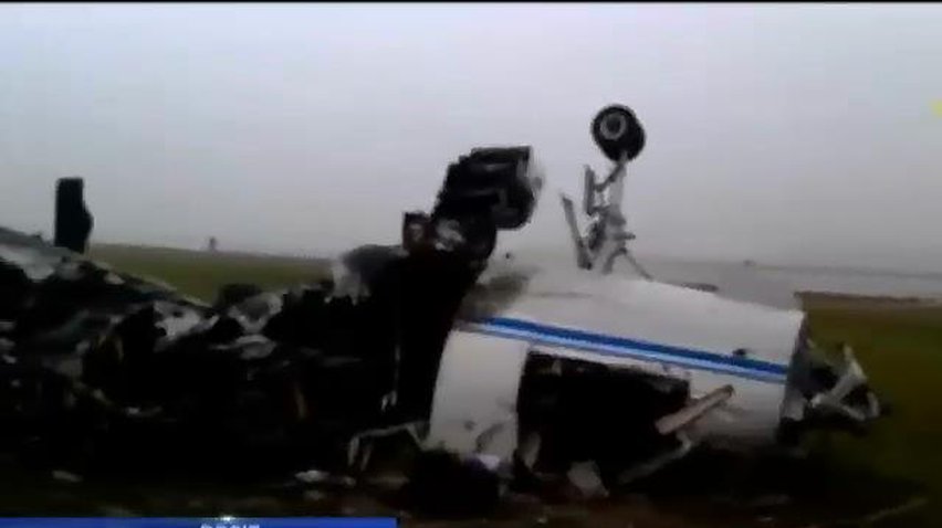 Пілоти літака президента Total не могли уникнути аварії