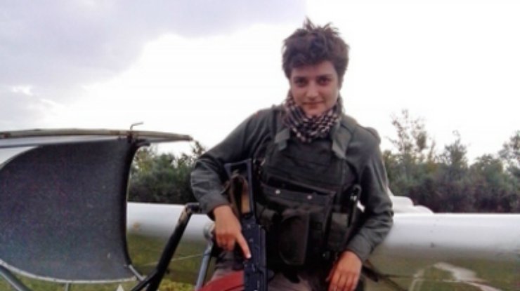 Студентка Могилянки Маша Берлинская остригла косу, сбежав воевать на Донбасс (фото, видео)